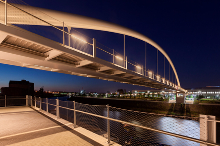 Neuss Hafenbrücke 2.jpg