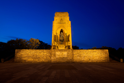 Kaiser Wilhelm Denkmal - Drei-Ansichten - Kaiser Wilhelm I..jpg