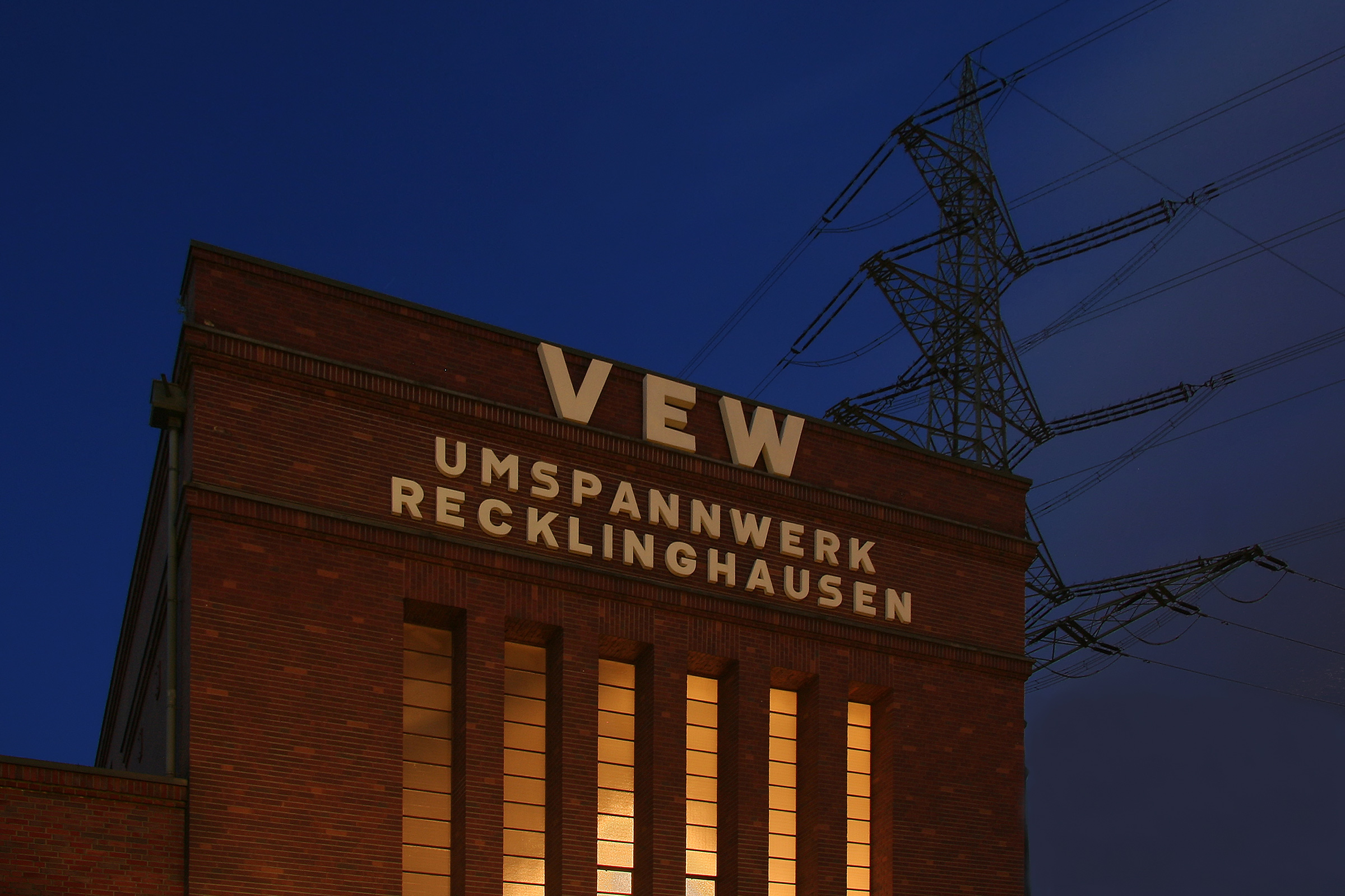 Umspannwerk Recklinghausen II.jpg