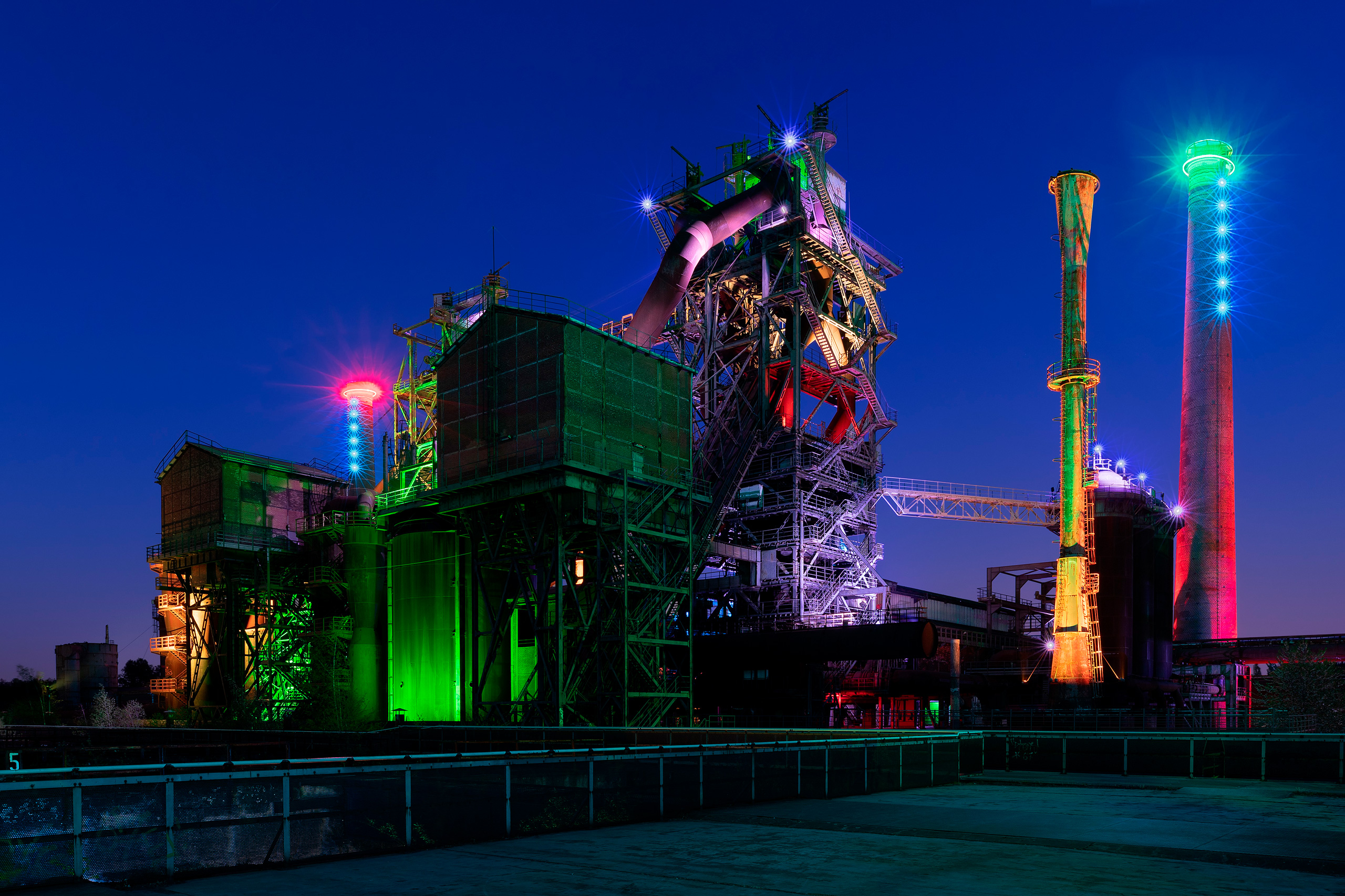 Landschaftspark Duisburg Nord - Blick auf Hochofen 2 -2019.jpg