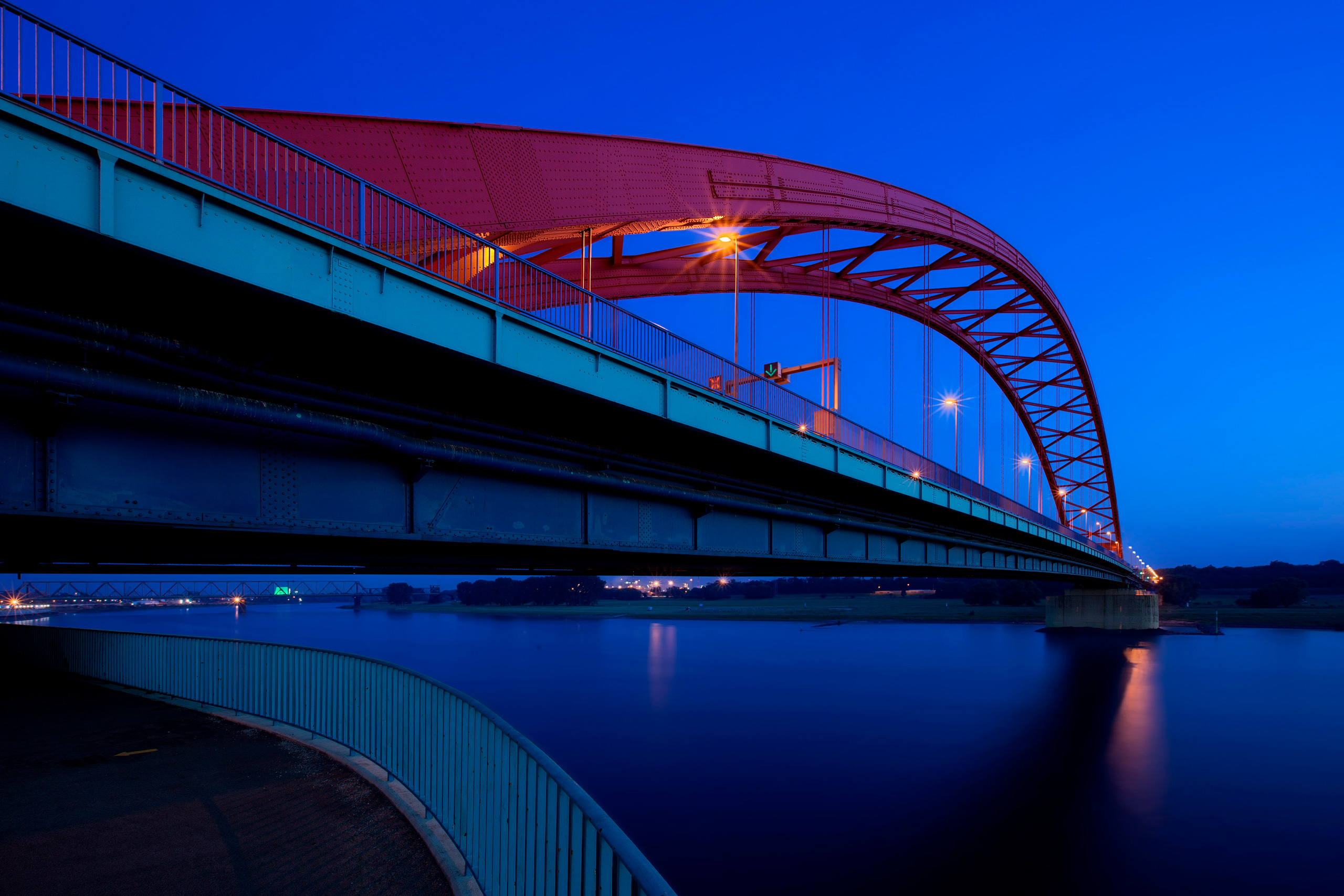 Brücke der Solidarität I.jpg