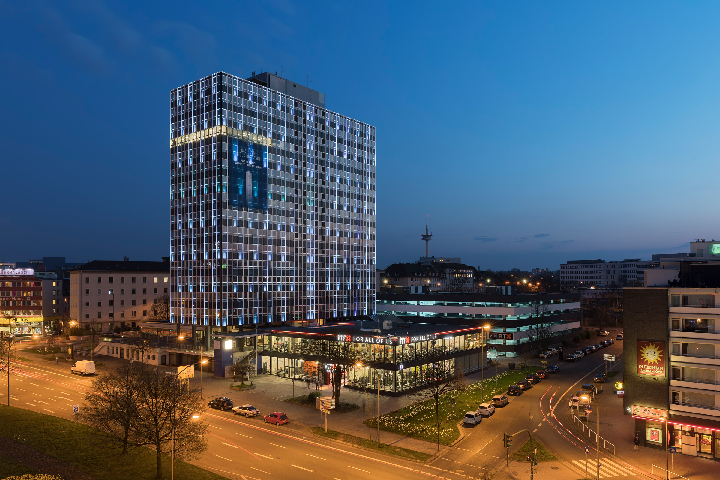 Arbeiten über der Stadt – City Tower Essen I.jpg