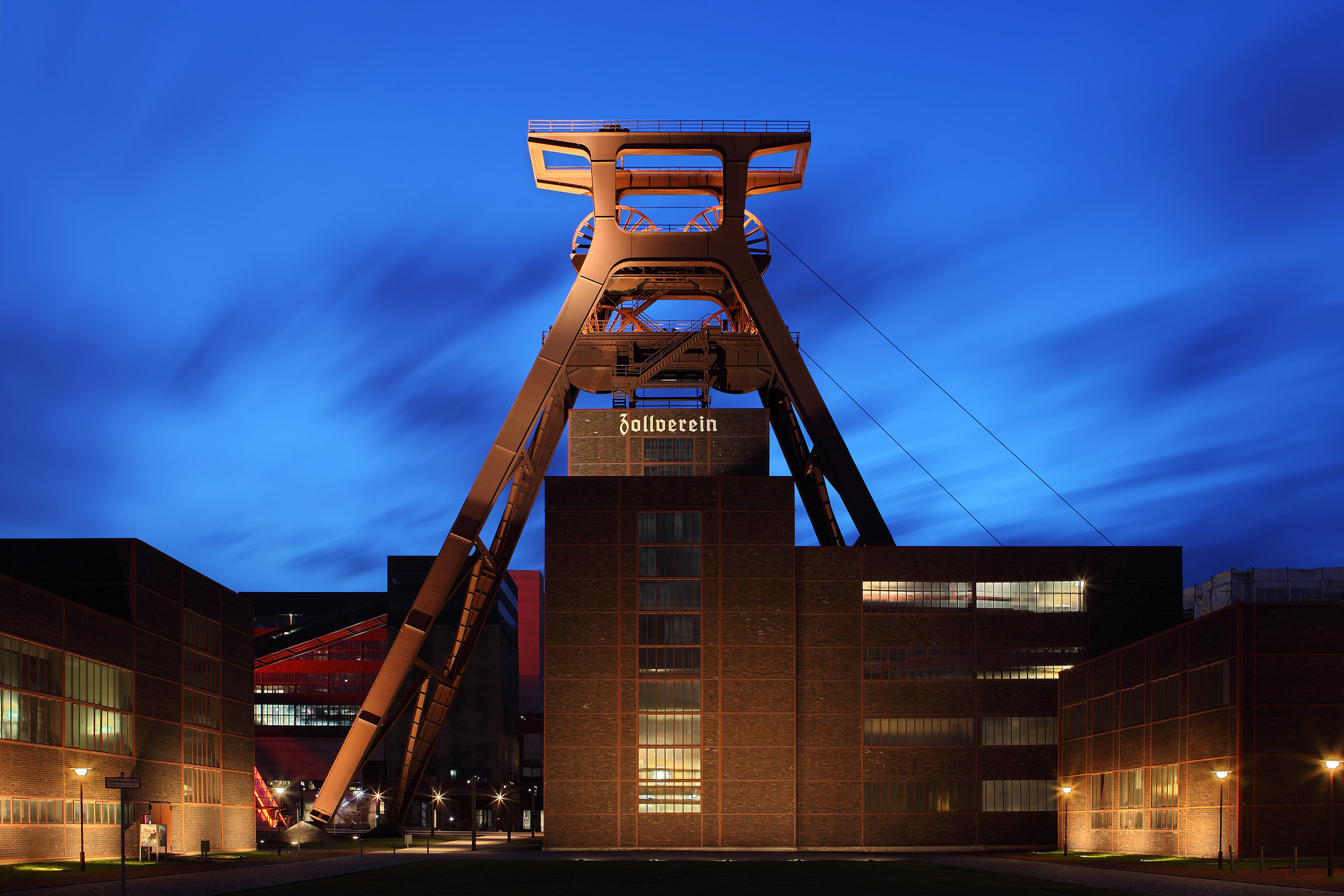 Welterbe Zeche Zollverein Schacht XII.jpg