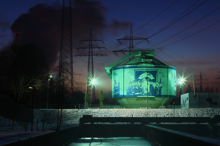 Ehemalige Kläranlage Herne II – Glückauf.Bergarbeiterproteste im Ruhrgebiet – Emscherkunst.2010.jpg