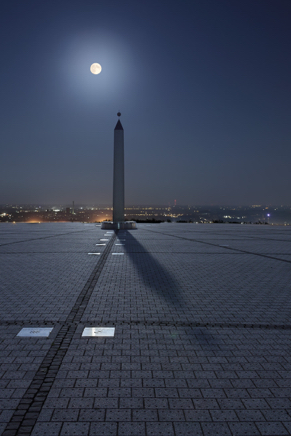 Obelisk – Monduhr - Halde Hoheward III.jpg