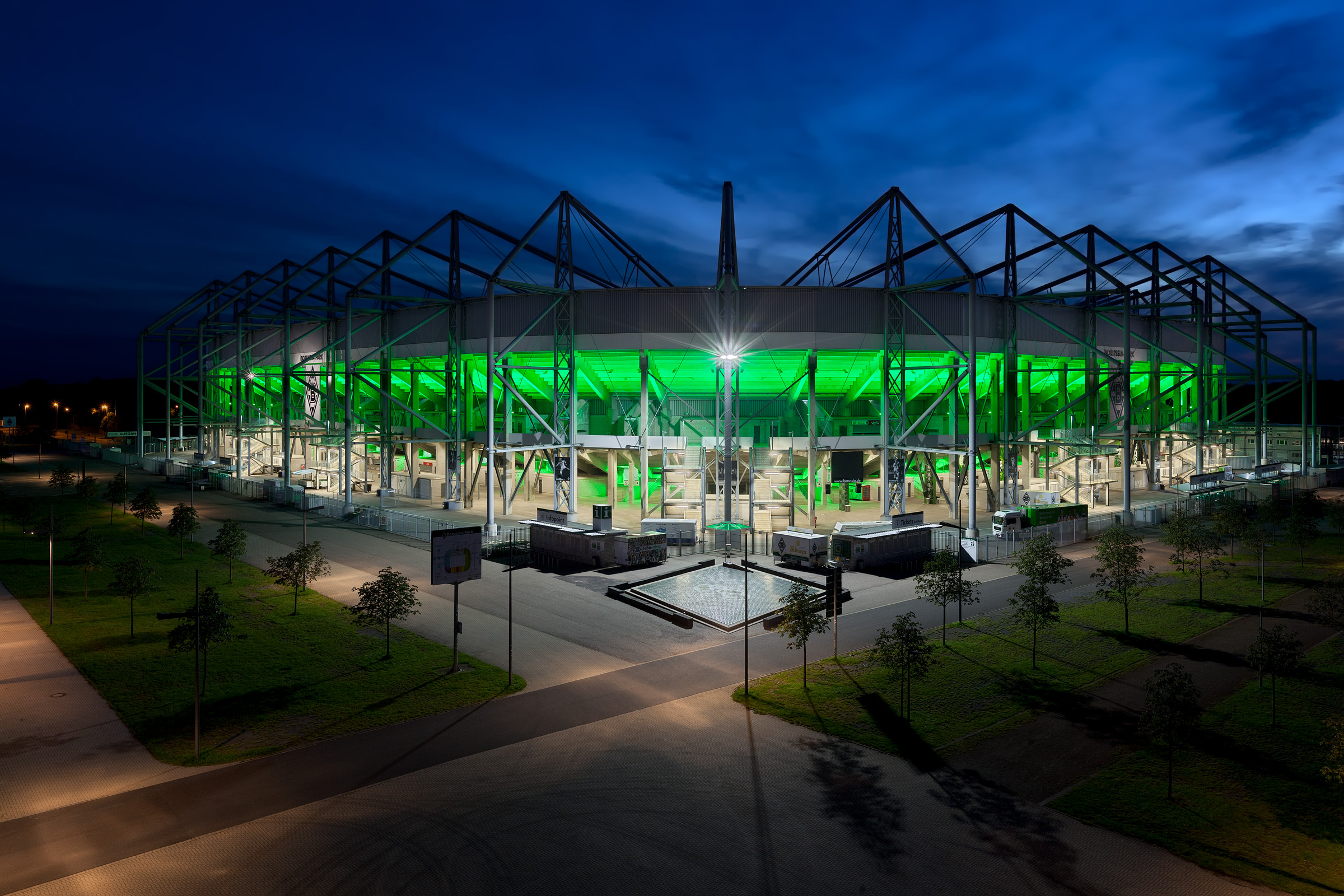 Borussia Park I – Borussia Mönchengladbach – Wolkenstimmung