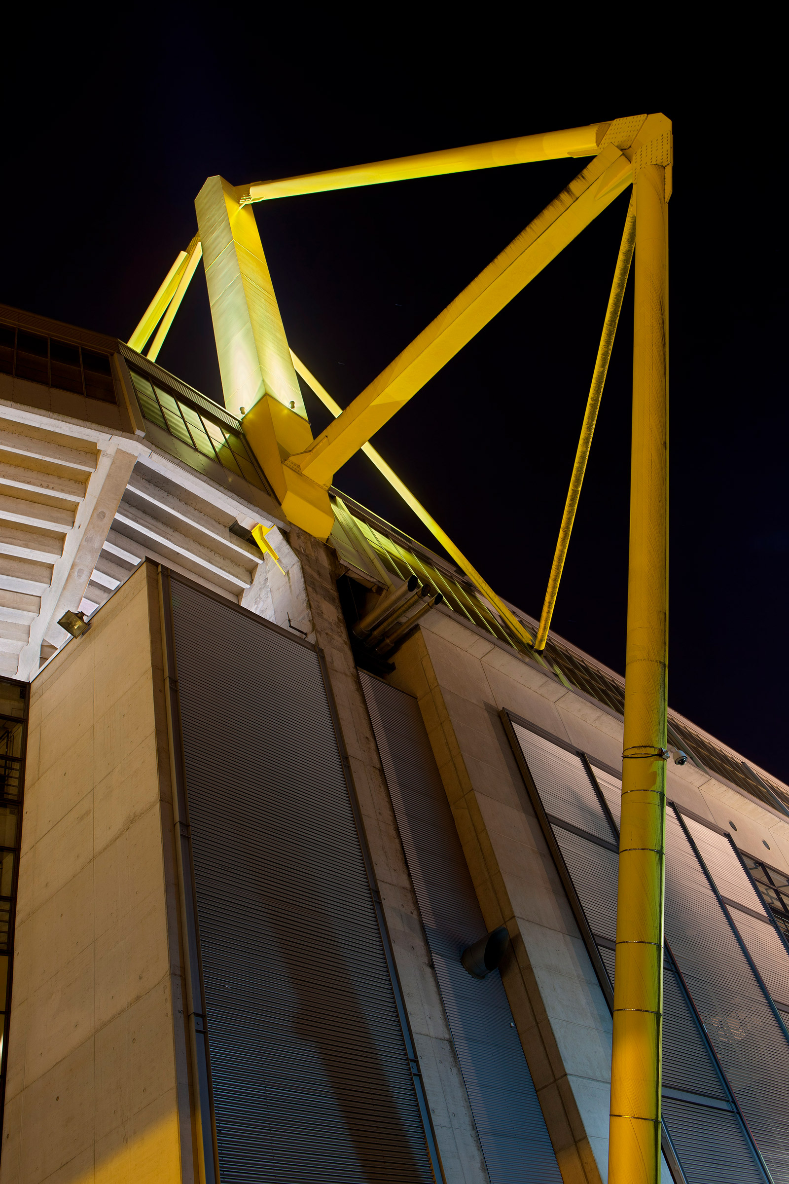 Signal Iduna Park - Pylon